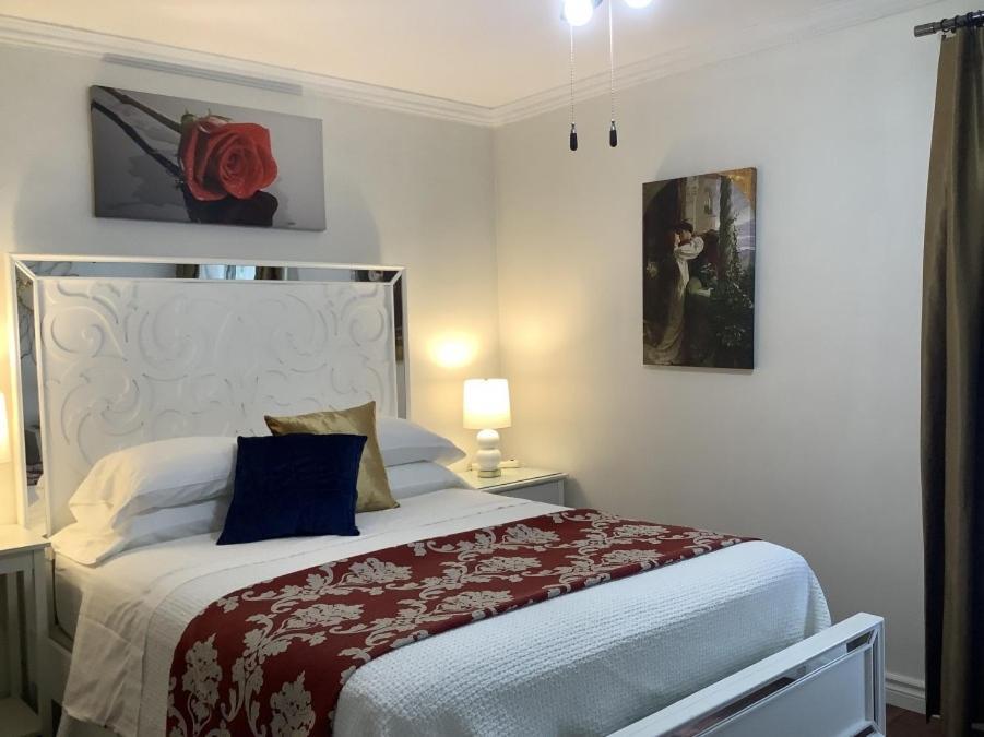 Via Veneto - Old Town Bed & Breakfast Niagara-on-the-Lake Bagian luar foto
